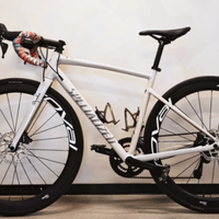 三万块的公路车只值一万五？新手选车别被碳架和Logo割了韭菜