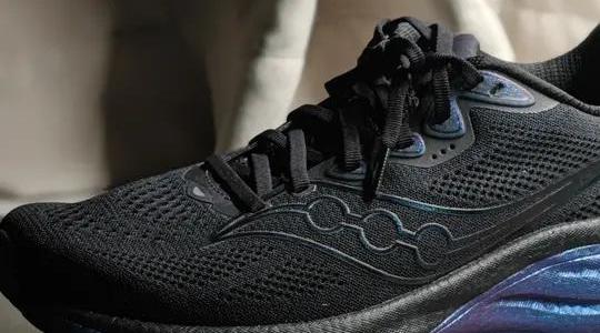 索康尼驭途19深度测评：平顺温厚的慢跑鞋体验