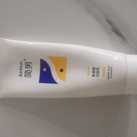 简男氨基酸洗面奶:油皮男生的最佳解决方案!