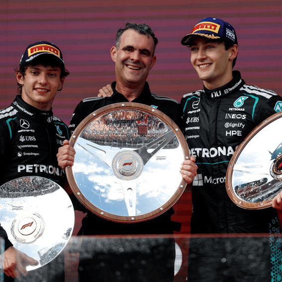 F1领奖台成IWC万国表秀场 梅赛德斯携超级队友铸新王朝