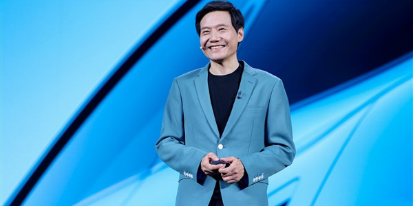 将发拆完车装回视频！雷军：新一代SU7锁单超4万辆