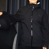 VBREX冲锋衣测评：专为严苛环境 重装越野7防+罕见平价，值得爆火