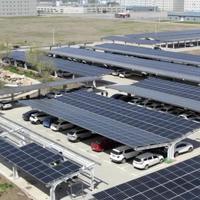 车顶光伏充电实测：多数人装完才发现，它根本撑不起空调一小时