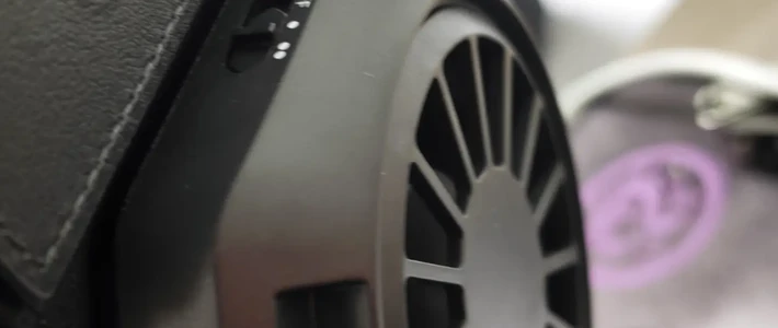 飞傲M27便携HiFi播放器评测：双旗舰DAC与台机级推力解析