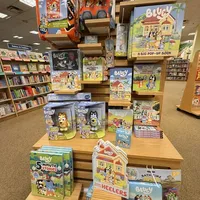 布鲁伊Bluey绘本怎么选？照着这柜买！📖✅