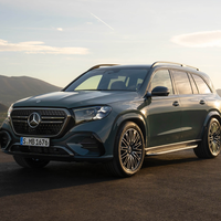 德系旗舰SUV，全新外观内饰设计，搭载平曲轴V8发动机、空气悬架