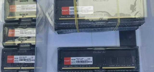 内存条价格雪崩，旧手机回收价一周跌百元，你的还值钱吗