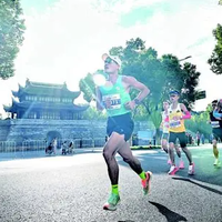 新手首马别硬冲！半马起步+12周训练计划，安全完赛不受伤