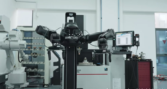 拒绝实验室炫技：鹿明MOS重载轮臂机器人进厂三菱开展POC验证