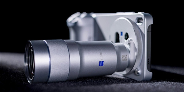 蓝厂最强影像旗舰！vivo X300 Ultra明天首销：6999元起