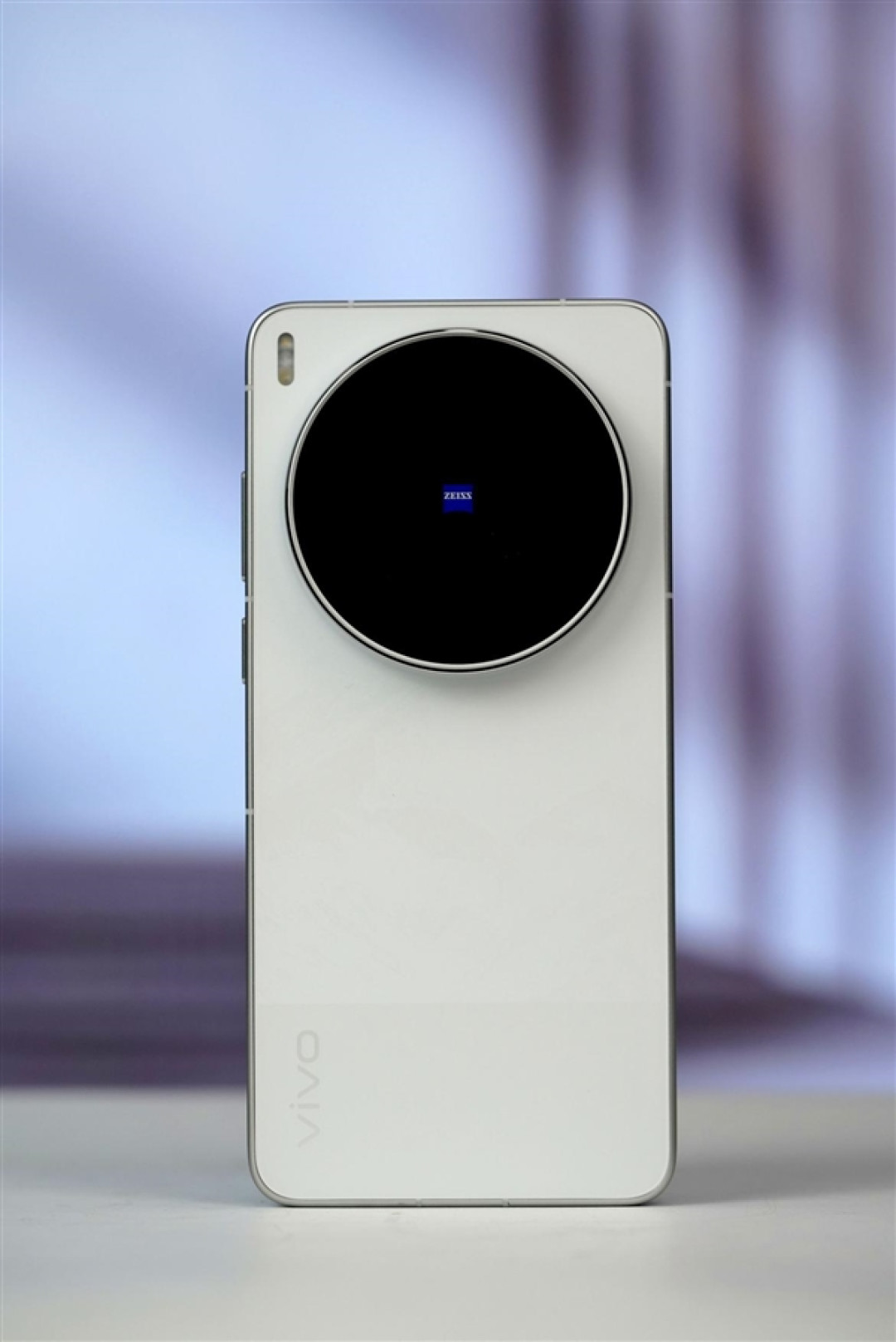 400mm增距镜、直出2亿像素!vivo X300 Ultra摄影师套装图赏