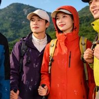 2026冲锋衣品牌前十名实测，90%的人都选错了品牌，别再乱买！