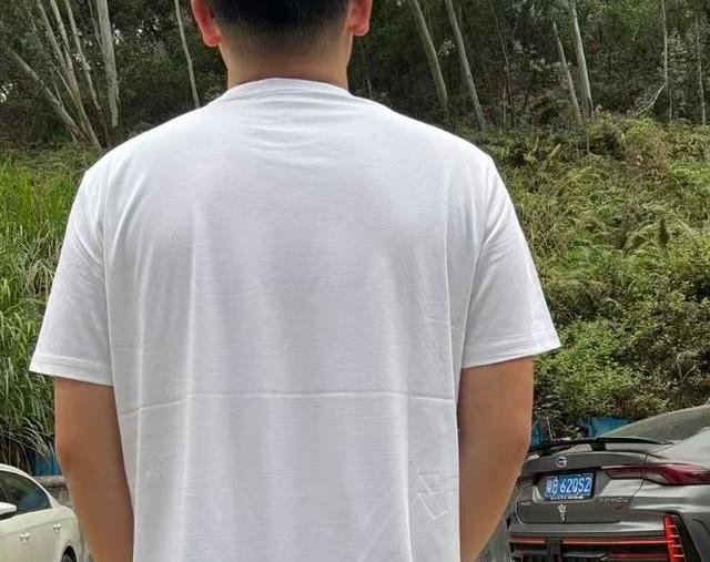 重装越野标准，远不止防污！Vbrex六防T恤测评：销量疯涨