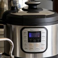 2026年电压力锅品牌TOP10横评：高效速烹技术硬核较量哪个牌子好