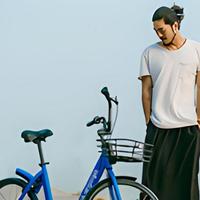 大学教授想挣大钱辞职 创业失败负债累累 骑车70公里偷100块电池被抓