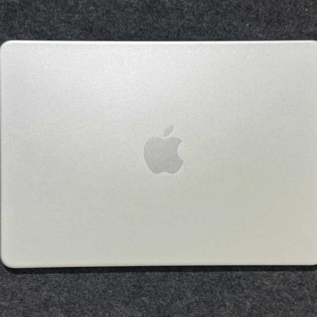 双屏更高效！不到三千买的MacBook Neo也能触控了