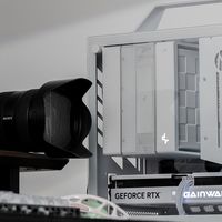 质感的味道——极致的黑与白打造C25PLUS主机