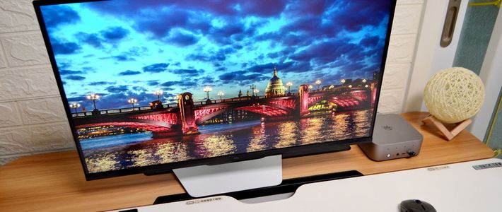 电脑周边 篇零：显示器今年好卷！仅3000多就能入手曾经的万元级显示器，TCL干的