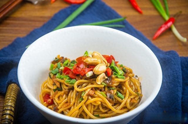 江西经典美食烹饪指南：6道地道赣菜配方与制作技巧