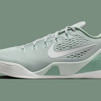 Kobe 9 EM 带来一双清爽新品，很快要发售了！