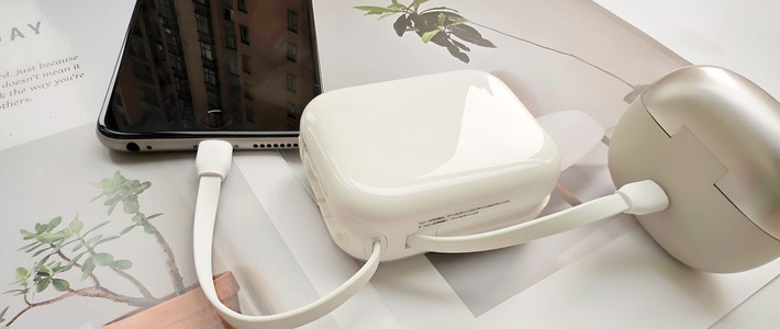 安全小巧轻便才是充电宝的打开方式，西圣PB-S通勤便携的安心之选