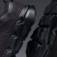 那个熟悉的“洞”不见了！！On Running 2026年推全新超轻越野跑鞋 Cloudsoma