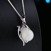 玉石佩戴指南：材质甄选、佩戴寓意与文化内涵