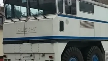德国80吨“大客车”MF60：军用坦克的移动测试平台