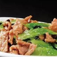 苦瓜炒肉，藏在烟火里的清苦回甘