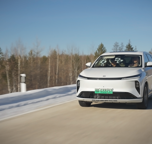 10-15万插混SUV真实续航大缩水？这台车却让北方家庭冬天通勤不焦虑