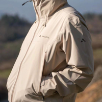 三小时暴雨不湿身？真硬壳必须过这三关