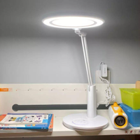 孩子写作业总揉眼？不是困了，是台灯蓝光峰值太高或照度不均在伤眼