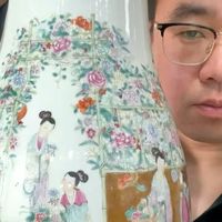 民国细路粉彩仕女赏花祝寿图大琵琶尊，器型少见，鉴赏知识分享