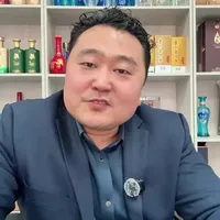 红星二锅头：北京“绿棒子”的历史与工艺解析