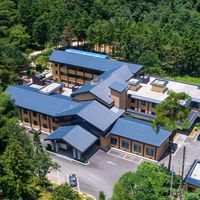 踏春赴氧吧 · 神农谷游玩全攻略｜路线 + 住宿 + 咨询，解锁春日松弛感！