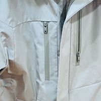 799元拿下全能冬装王！优衣库这款羽绒大衣，能装能抗寒