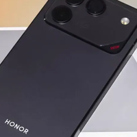 中端手机别再随便买了，看完这4款你就知道，什么才叫高配低价