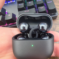 华为FreeClip 2音质更均衡却低频更弱，它用克制换来了通勤族最需要的清晰与耐听