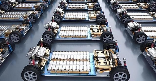 固态电池量产困局：中日韩三国博弈与技术突围