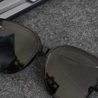 米家方框偏光太阳镜实测：沿海带娃出行，护眼与颜值的双重刚需