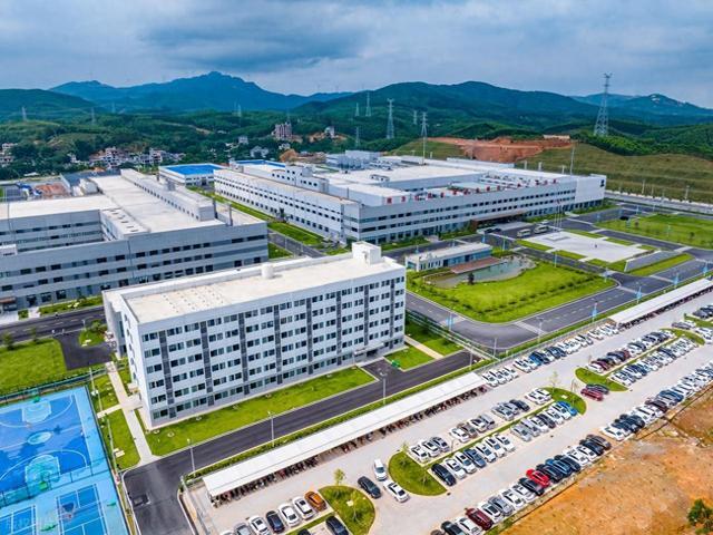 2026年电池技术路径对比：全固态突破与液态迭代