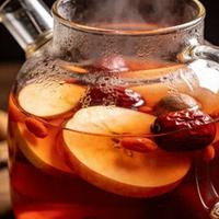 四款苹果养生煮水配方：补气血、润肺、健脾与驱寒