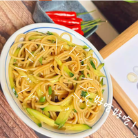 武汉热干面大赛冠军‼️罗氏这碗面太绝了🍜