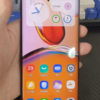 一千多块拿下支持应用6开的骁龙8gen2手机，165Hz高刷屏，125W有线快充，还支持IP68级防尘防水