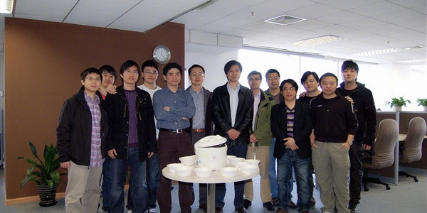 今天是小米16周岁生日！雷军等人一锅小米粥开启创业路