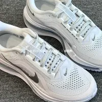 🌷春日顶配跑鞋｜这双纯白Pegasus Premium