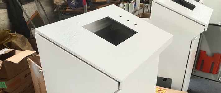 仿威图APXM斜面操作台 实力出圈，为何成为工业优选？