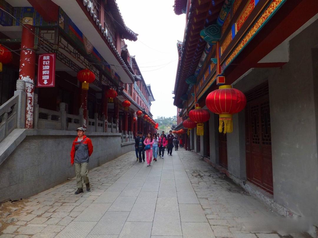跟着央超游泰安,不止攀登泰山,更要慢品岱庙与人间烟火