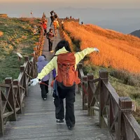 迪卡侬长线徒步背负真相：UL系列能扛重装，普通款只适合轻装快走