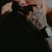 资讯 | RICHARD MILLE携手Ilia Topuria：品牌登临格斗之巅，联袂不败双冠王